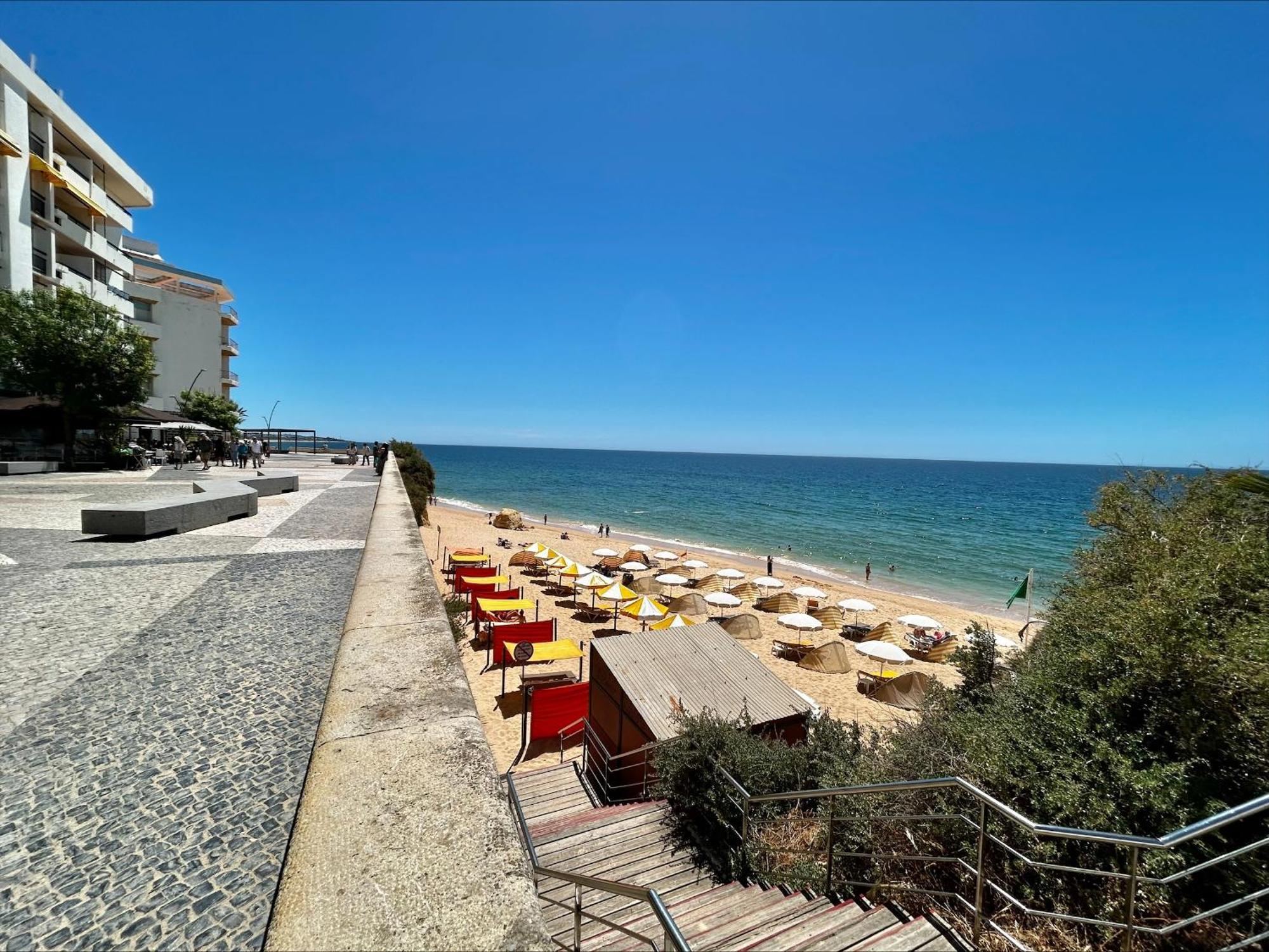 Apartamento Vista Mar A Menos De 50M Da Praia. Armacao de Pera Bagian luar foto