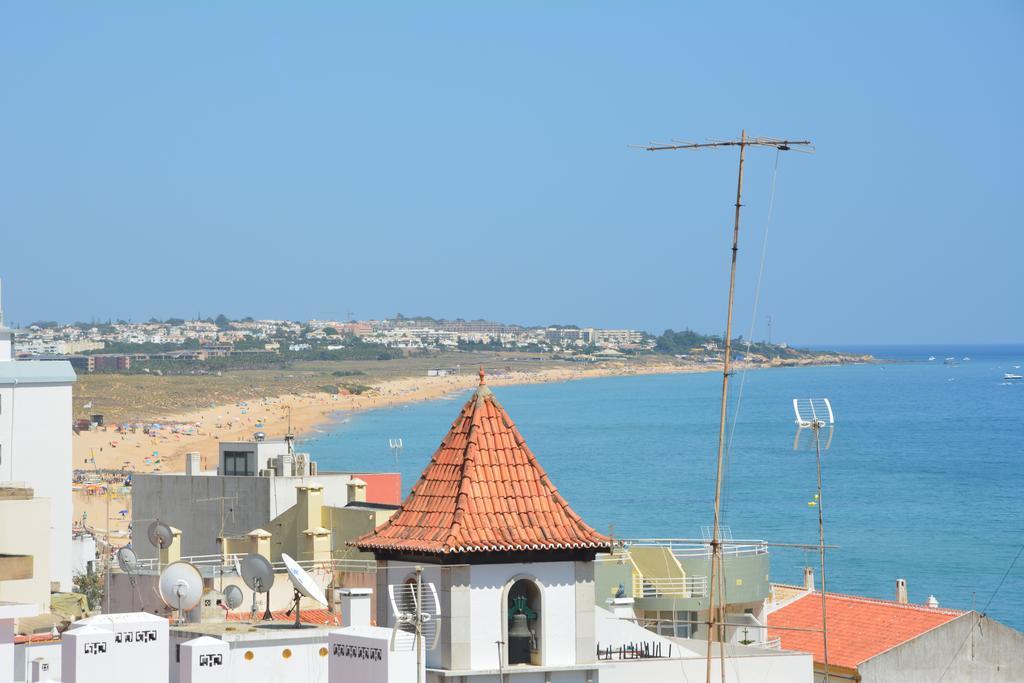 Apartamento Vista Mar A Menos De 50M Da Praia. Armacao de Pera Bagian luar foto